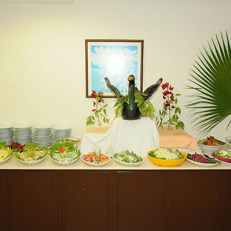 Club Ares Hotel